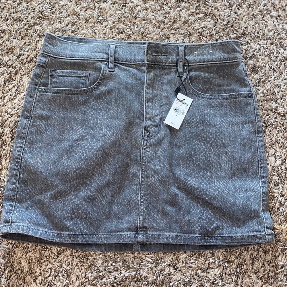 express high rise gray skirt